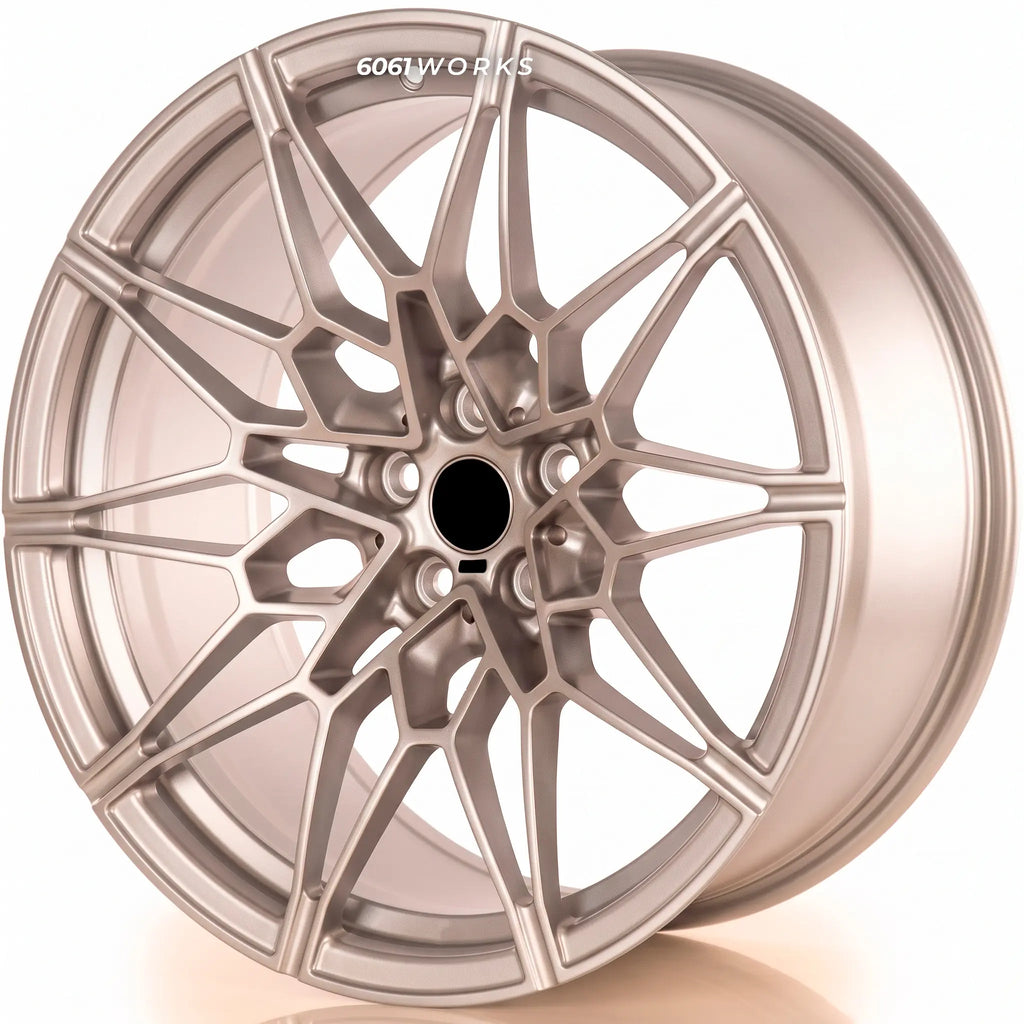 BMW M5 Touring G99 custom forged wheels | OEM BMW 826M style