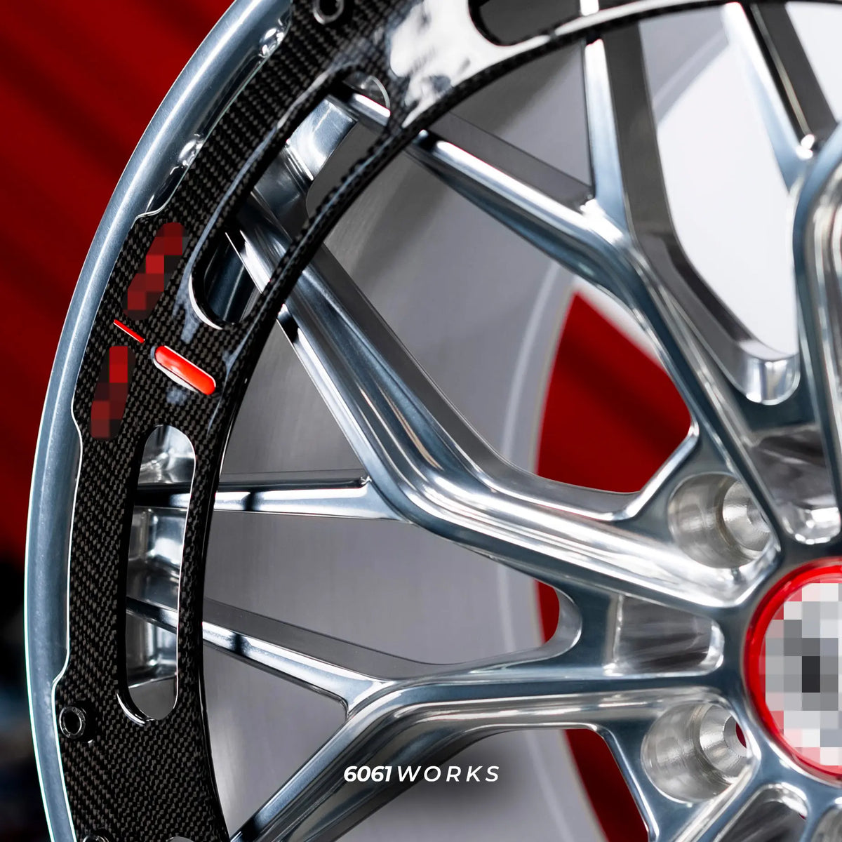 6061works AL13 109R style custom forged 20 21 inch wheels for Lamborghini Huracan LP580 | Polished with Carbon Aero ring, close up on spokes and center cap
