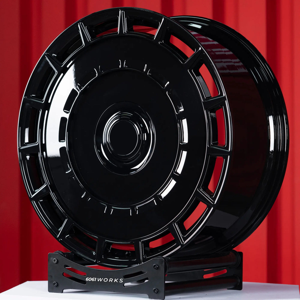 Rolls Royce Ghost II 22 Inch custom forged wheels | Vossen HF9 style Gloss Black straight profile
