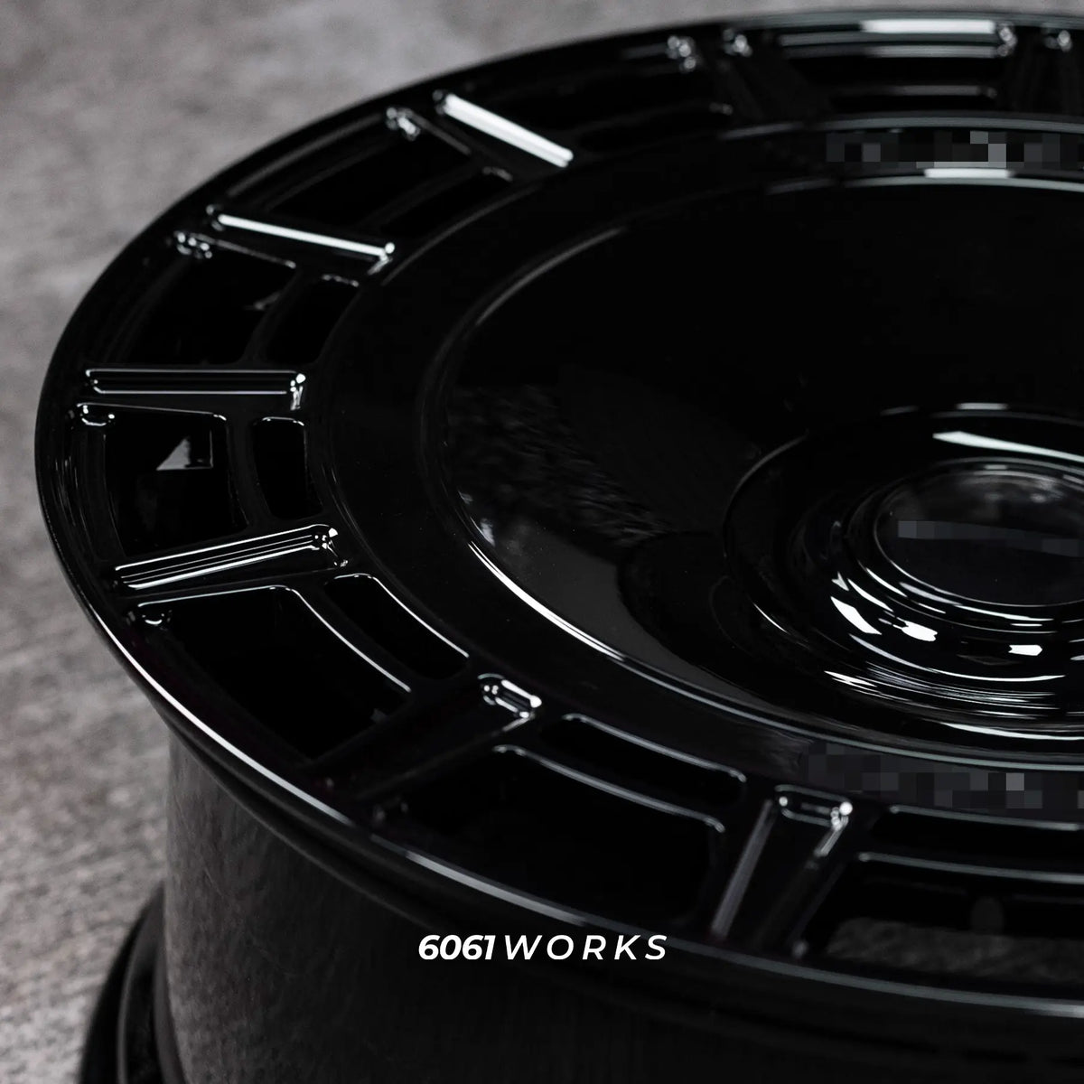 Rolls Royce Phantom 24 inch custom forged wheels | Mansory FD.15 style Gloss Black, macro close-up view on aerodynamic disc edge and rim